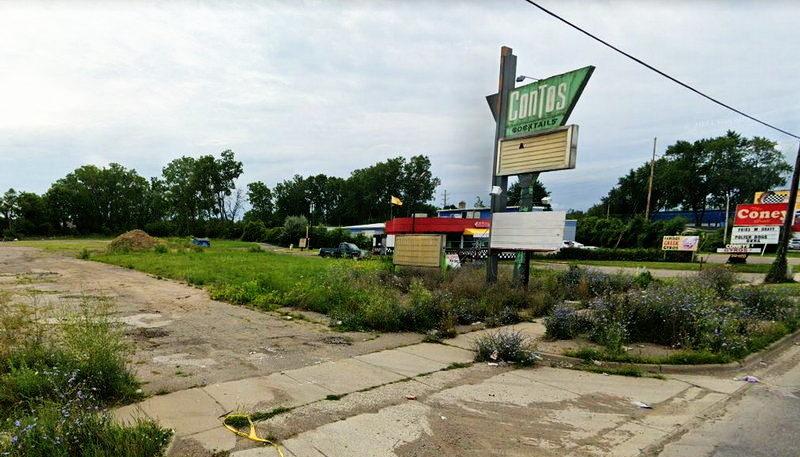 Contos Cocktail Lounge - Street View (newer photo)